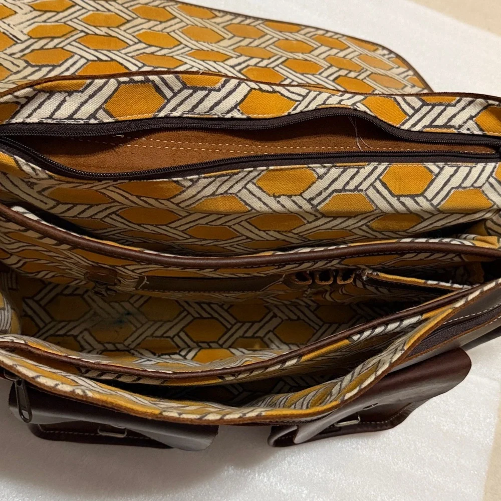 HW Handmad World briefcase leather